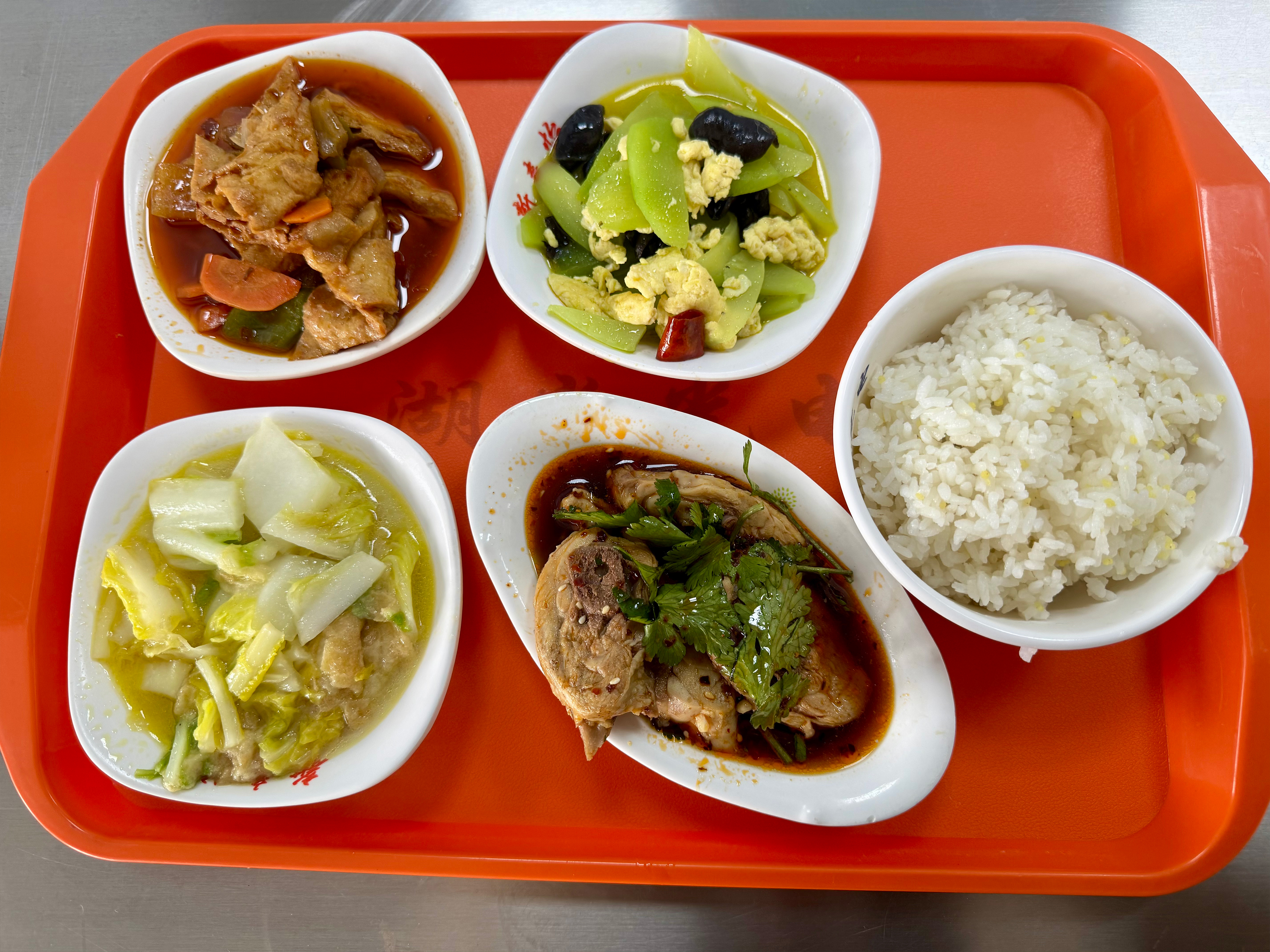 Puresci-cafeteria-food-5